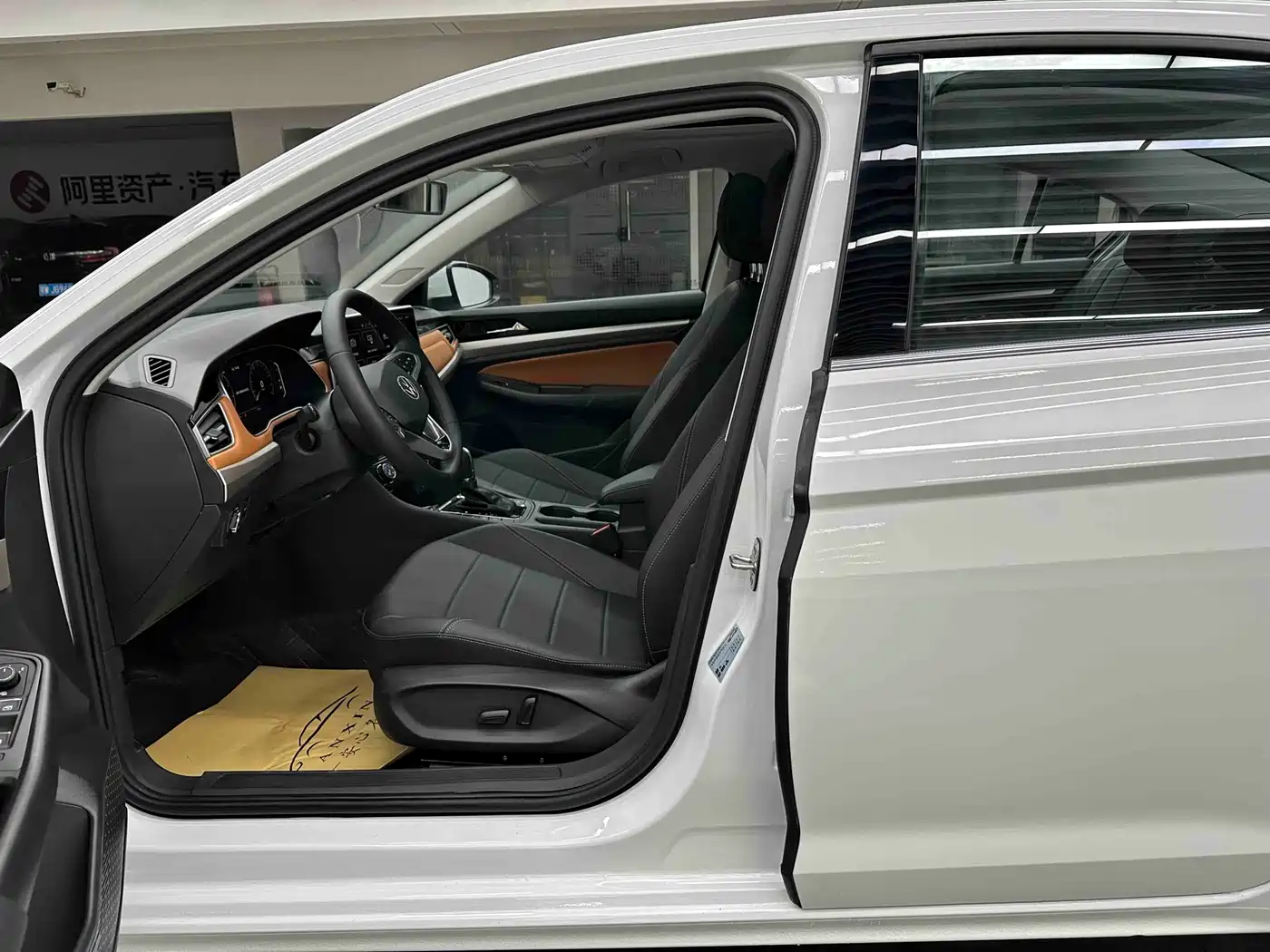 Volkswagen Bora 2023 200TSI DSG Yuexing PRO Edition фото 8
