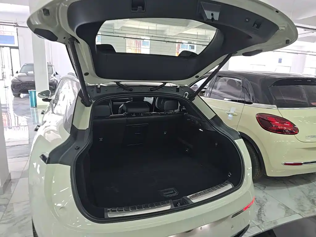 ZEEKR 007GT 2025 2025 Long Range RWD Smart Driving Edition 100kWh