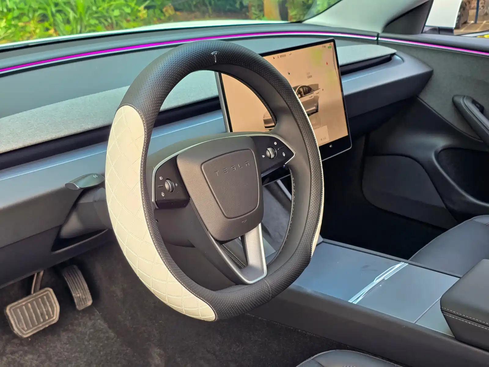 Фото 16 - Tesla Model 3
