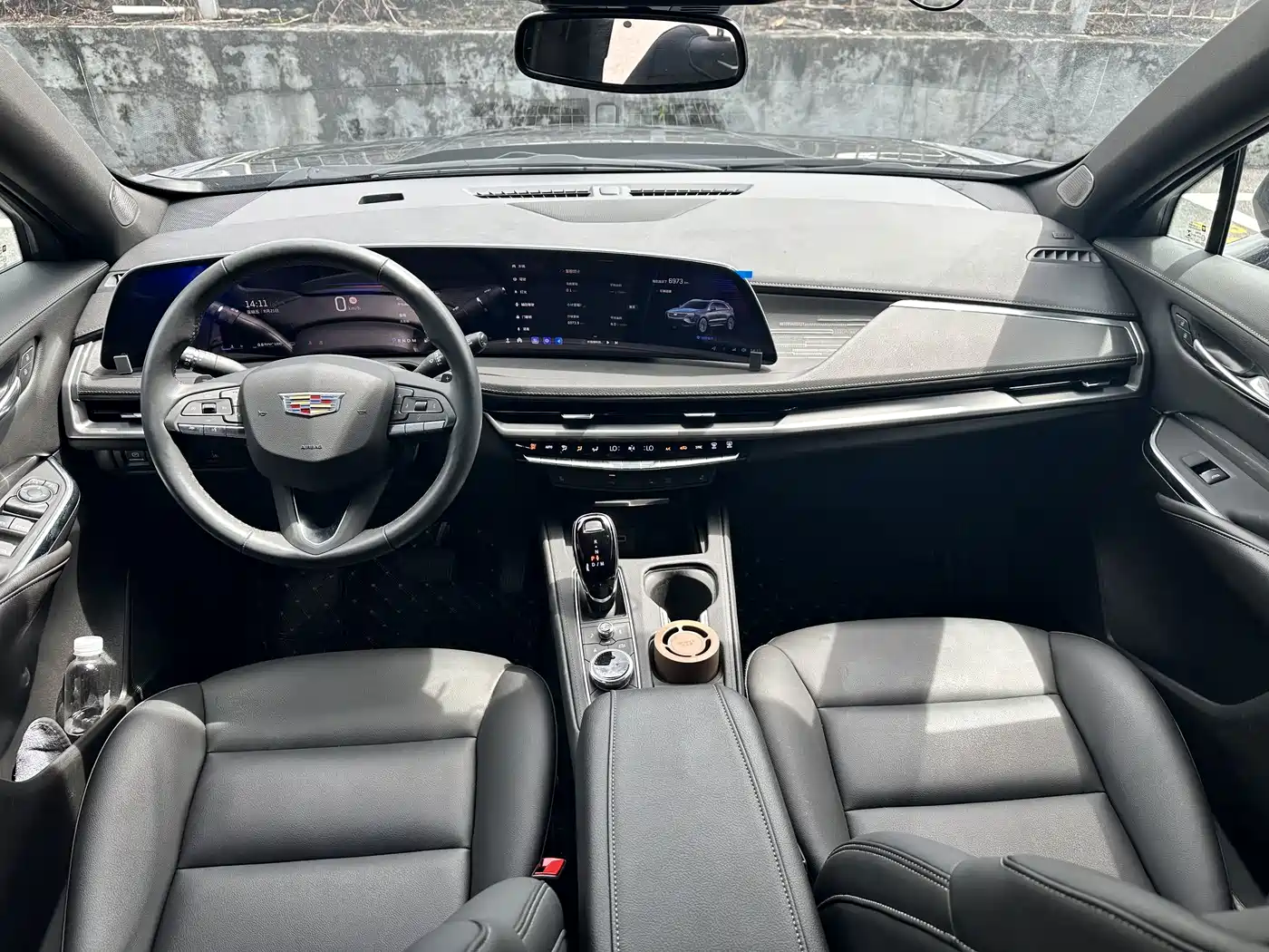 Cadillac XT4 2023 2024 28T 2WD Luxury