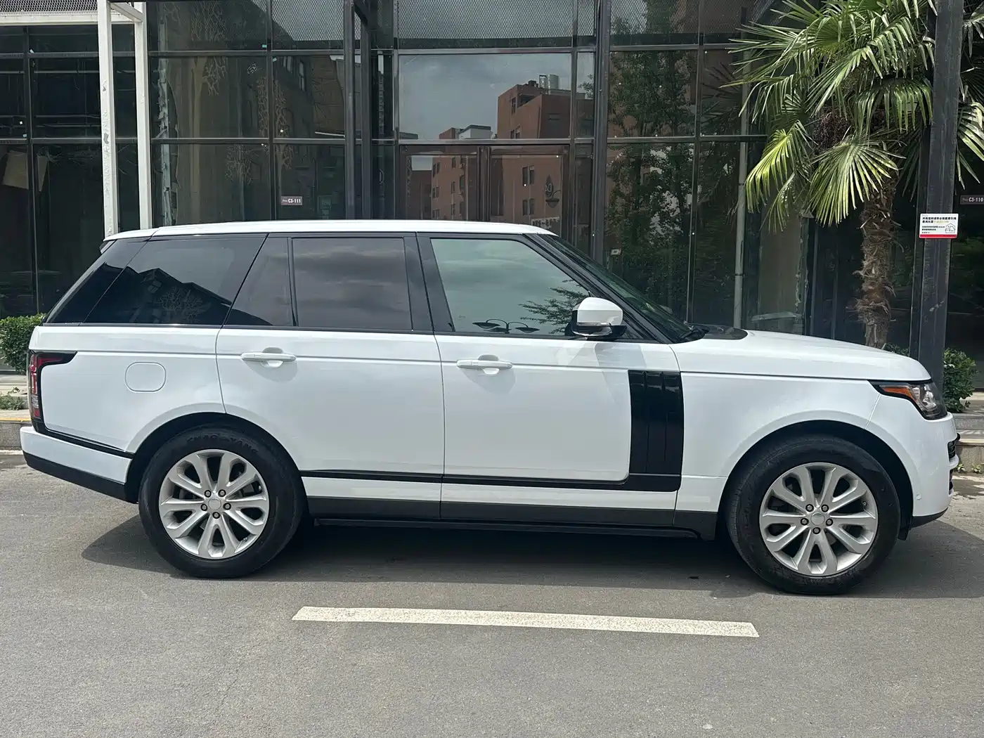 Фото 5 - Land Rover Range Rover