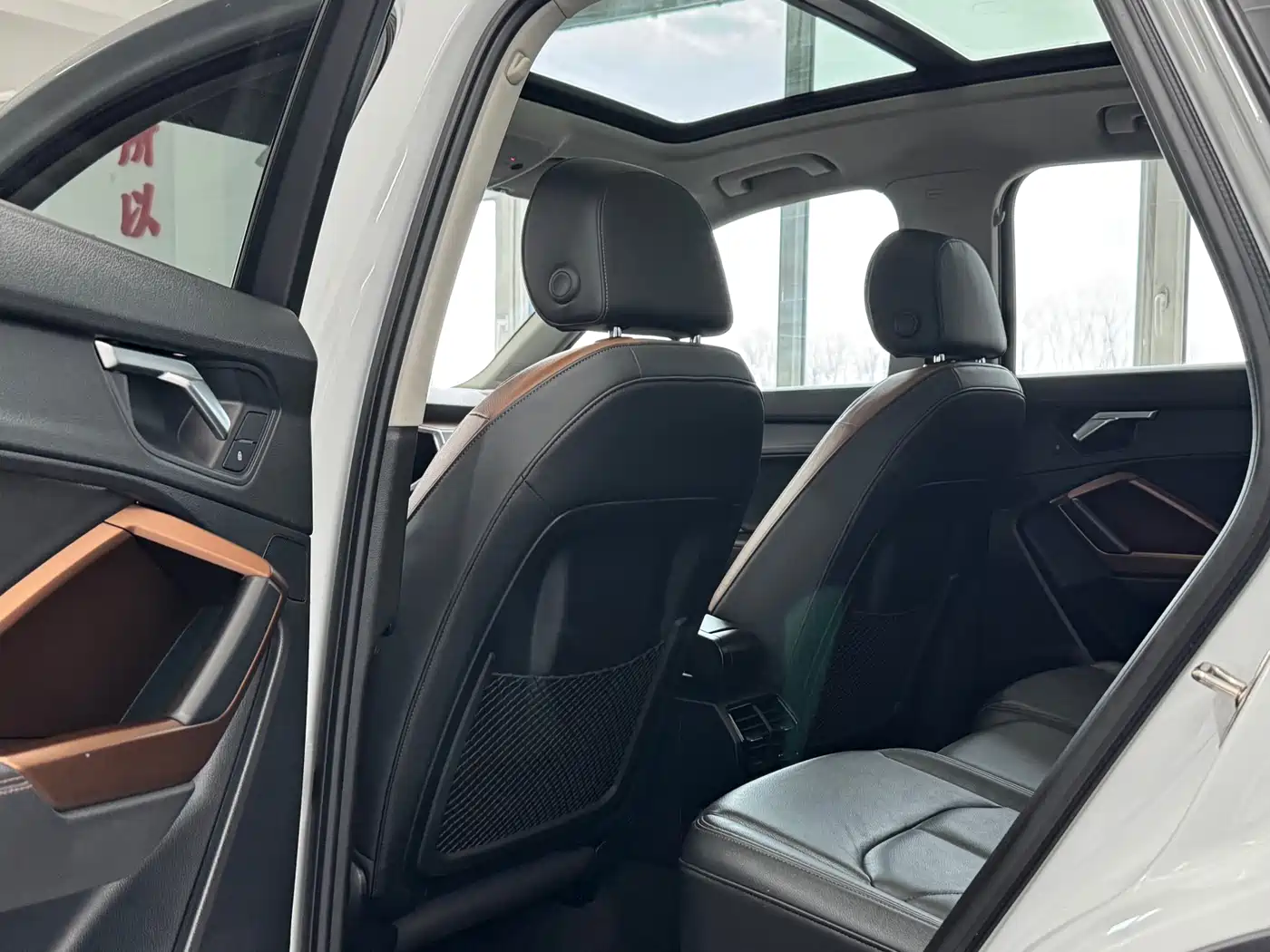 Audi Q3 2022 35 TFSI Fashion Elegance фото 5