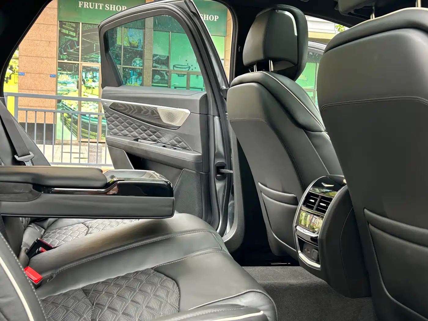 Cadillac CT6 2024 2023 28T Premium Model