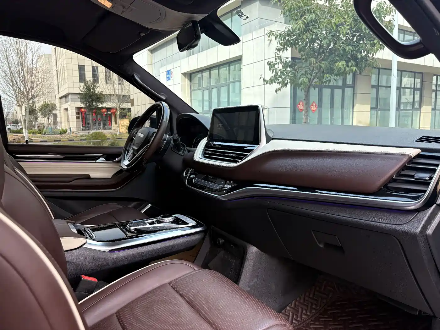 Longzhi G20 Golden Knight 2022 2.0T Golden Knight Family Edition фото 14