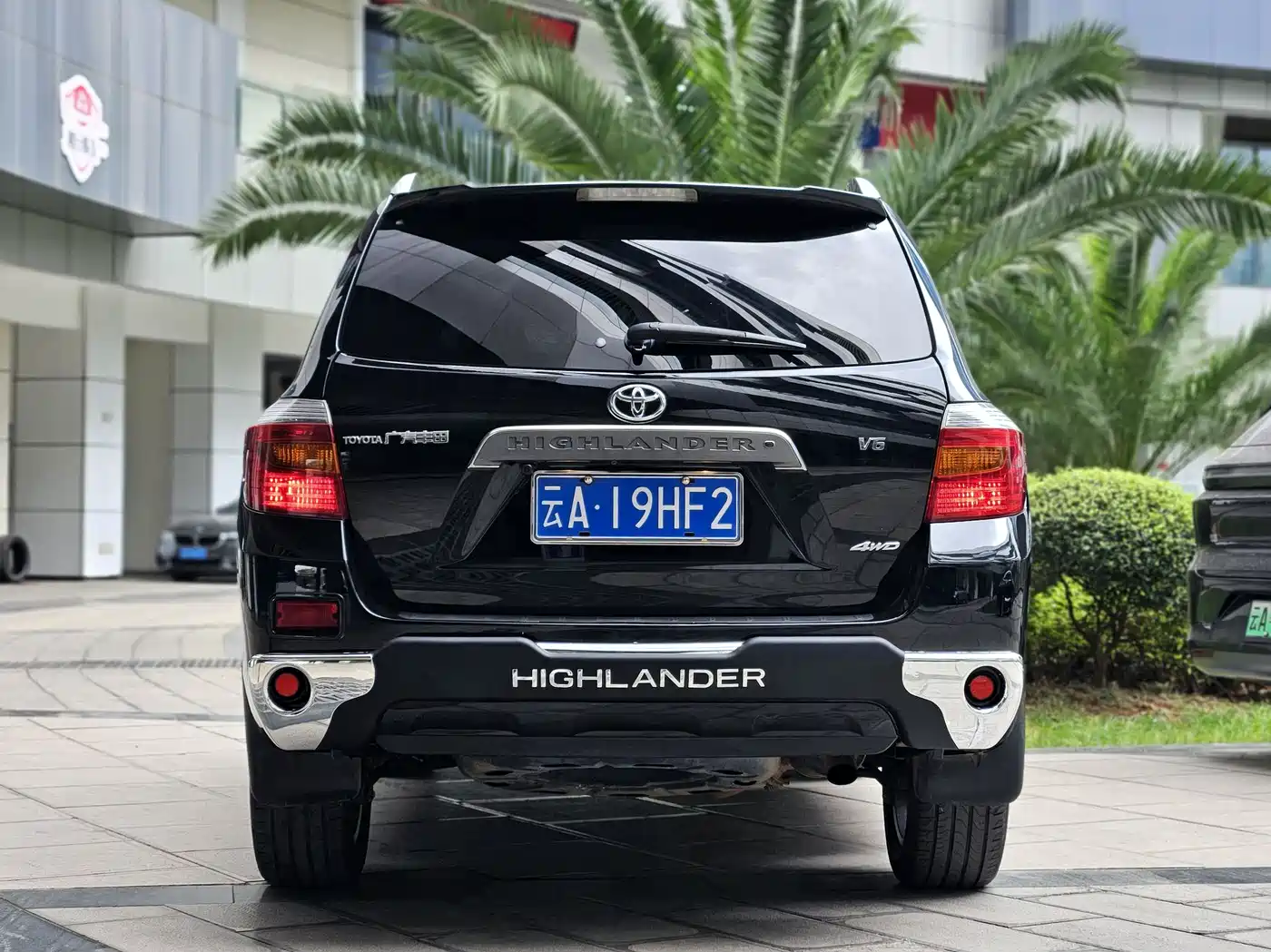 Toyota Highlander 2009 3.5L 4WD 7-seater Luxury Edition фото 4