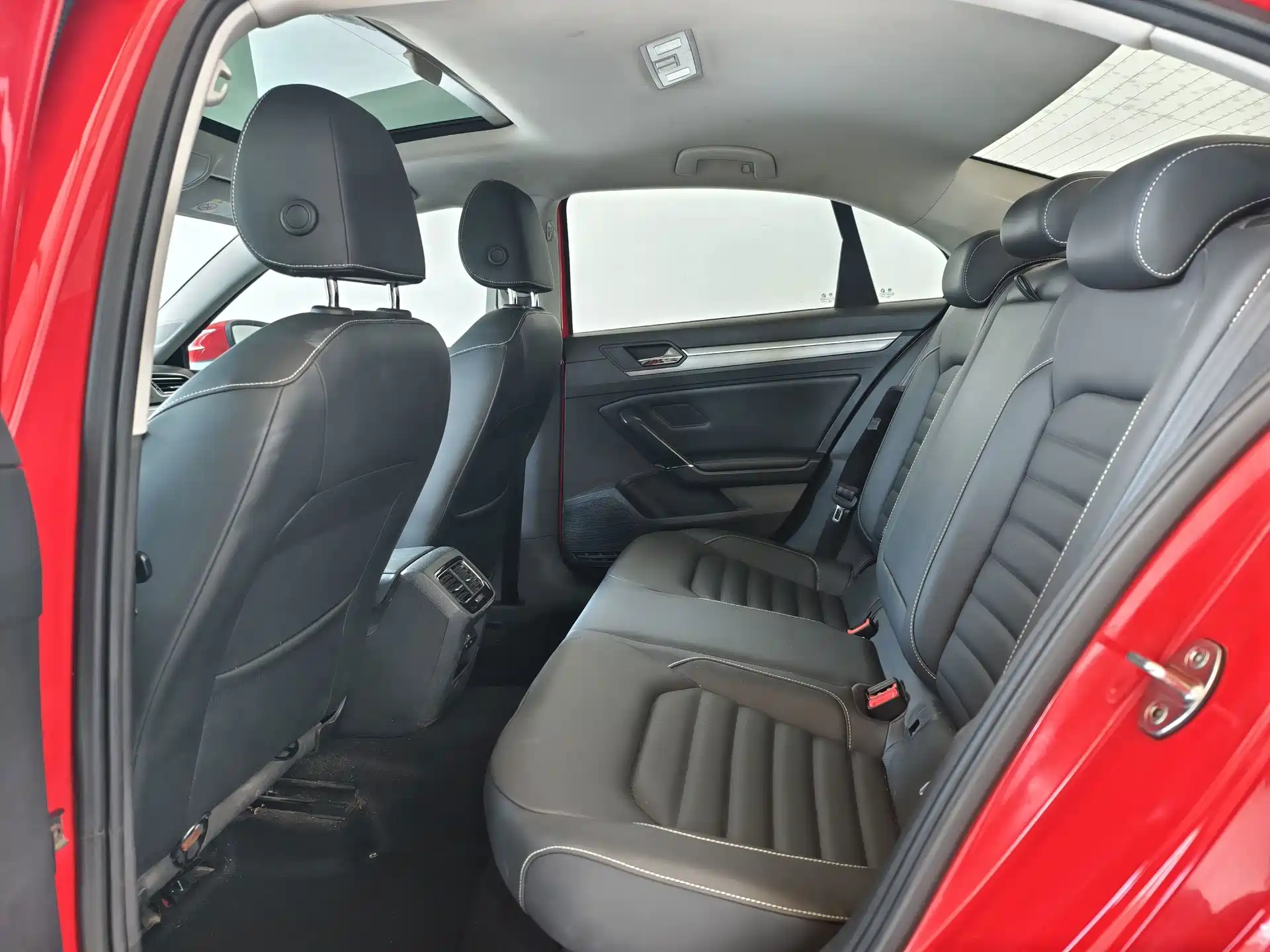 Photo 11 - Volkswagen Lamando