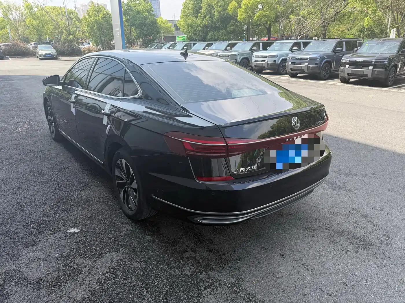 Volkswagen Passat 2022 330TSI Starlight Elite Edition фото 12