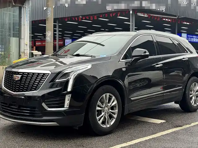 CADILLAC XT5