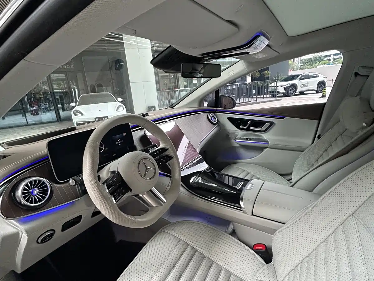 Mercedes-Benz EQE 2022 350 Luxury Edition фото 10