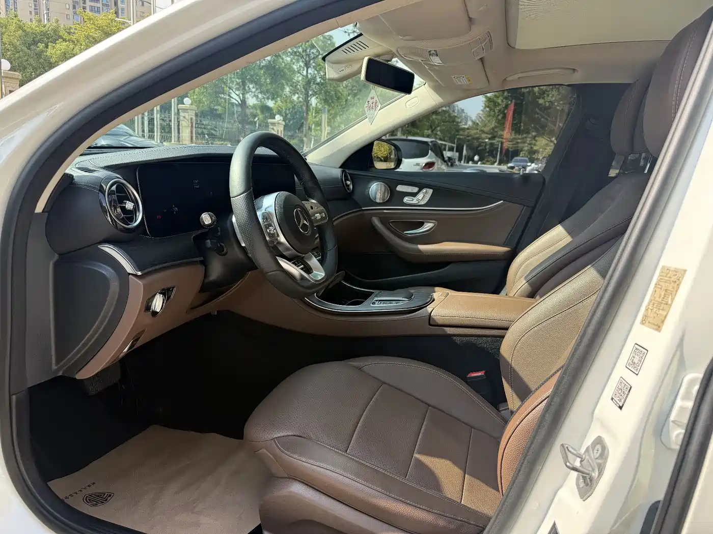 Mercedes-Benz E-Class 2020 E 300 L Sport Fashion Model фото 2