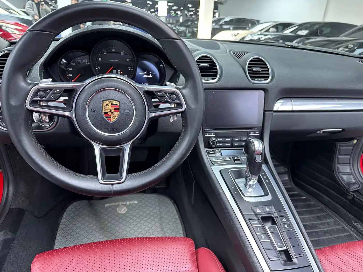 Porsche 718 2018 Boxster 2.0T фото 8