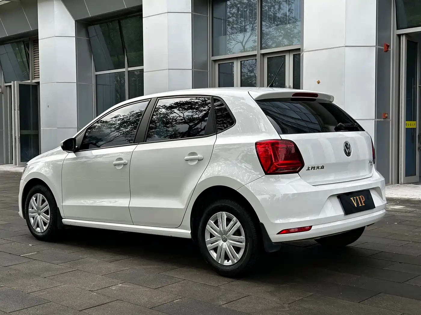 Volkswagen Polo 2018 1.5L Manual Safe Drive фото 6