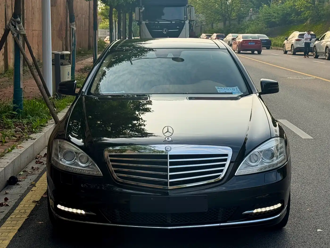 Mercedes-Benz S-Class 2012 S 300 L Luxury Grand Edition фото 2