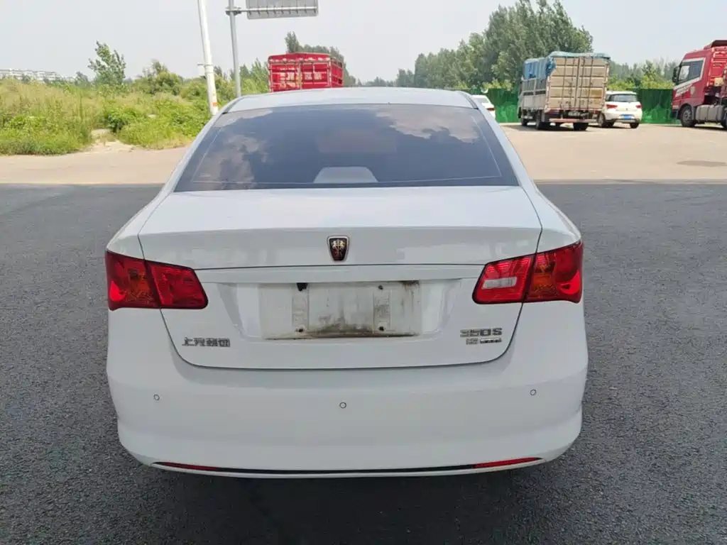 Roewe 350 2016 2015 Model 1.5L Manual Luxury Sunroof Edition