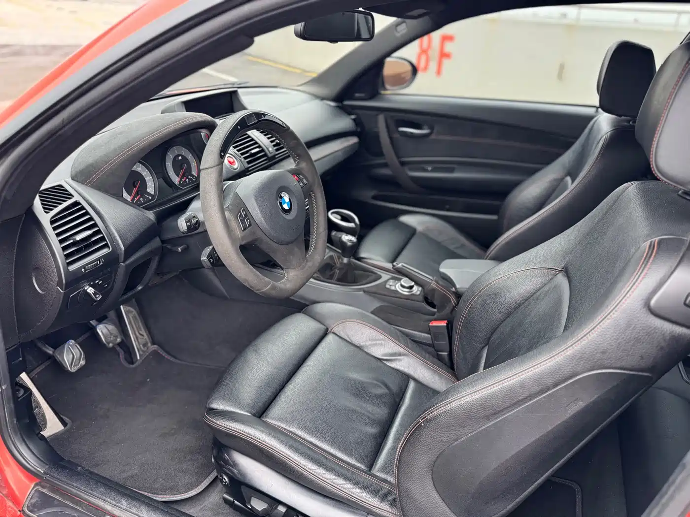 BMW 1 Series M 2011 1M Coupe фото 12
