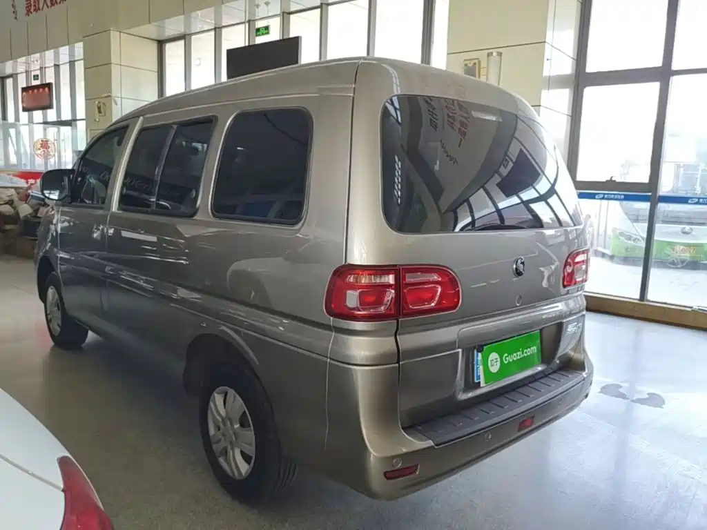 Dongfeng Fengxing Lingzhi 2025 2023 M5 1.6L Utility 5-Seater