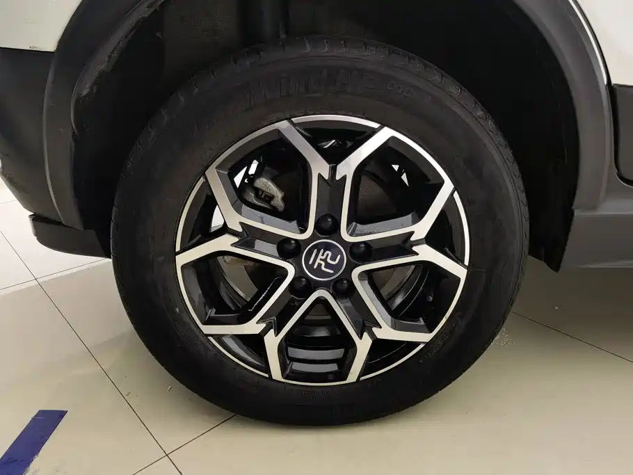 BYD Yuan Pro 2022 2021 401KM Luxury Model