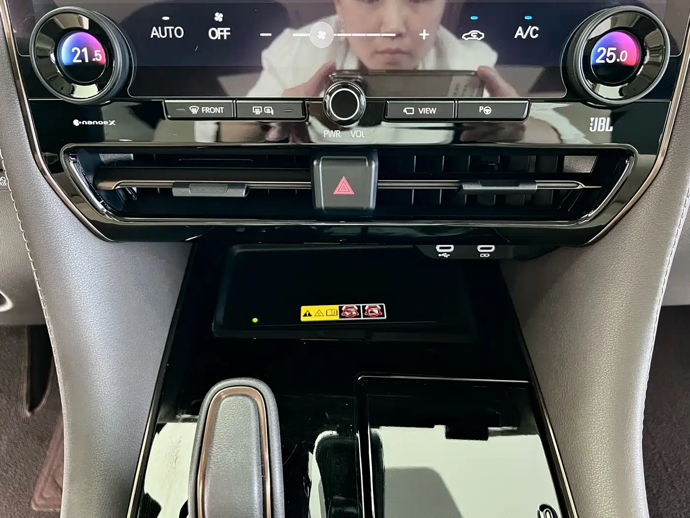 Toyota Alphard 2025 2024 Hybrid 2.5L Ultimate Enjoyment Edition