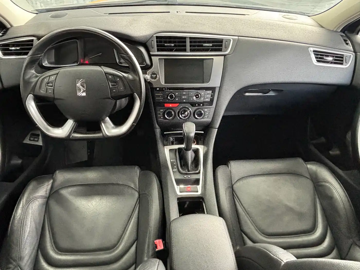DS 5LS 2015 2014 1.6T Luxury THP160