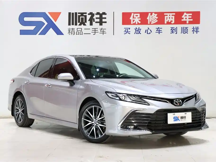 Toyota Camry 2021 2.5G Luxury Edition фото 3