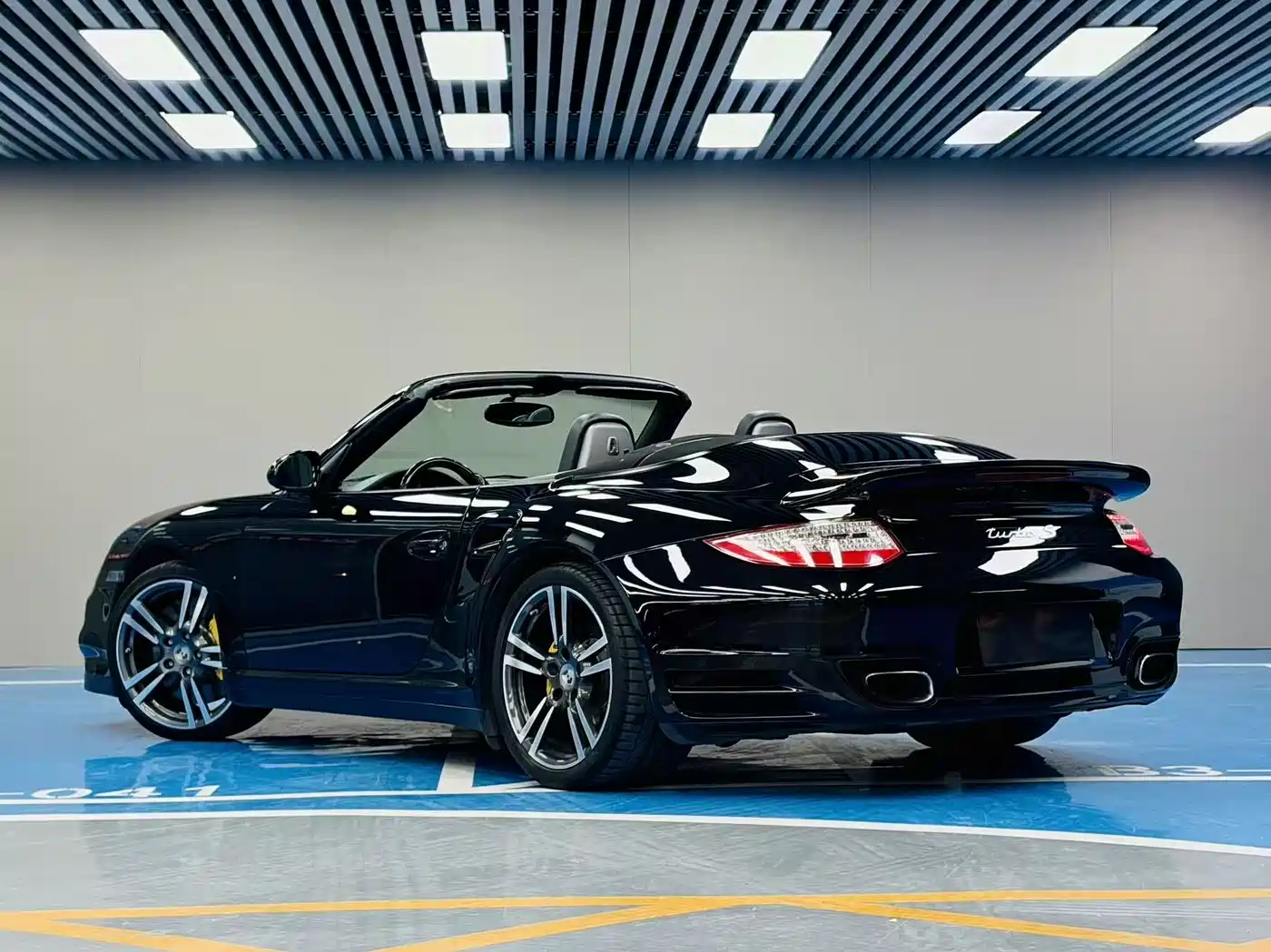 Porsche 911 2010 Turbo S Cabriolet 3.8T фото 6