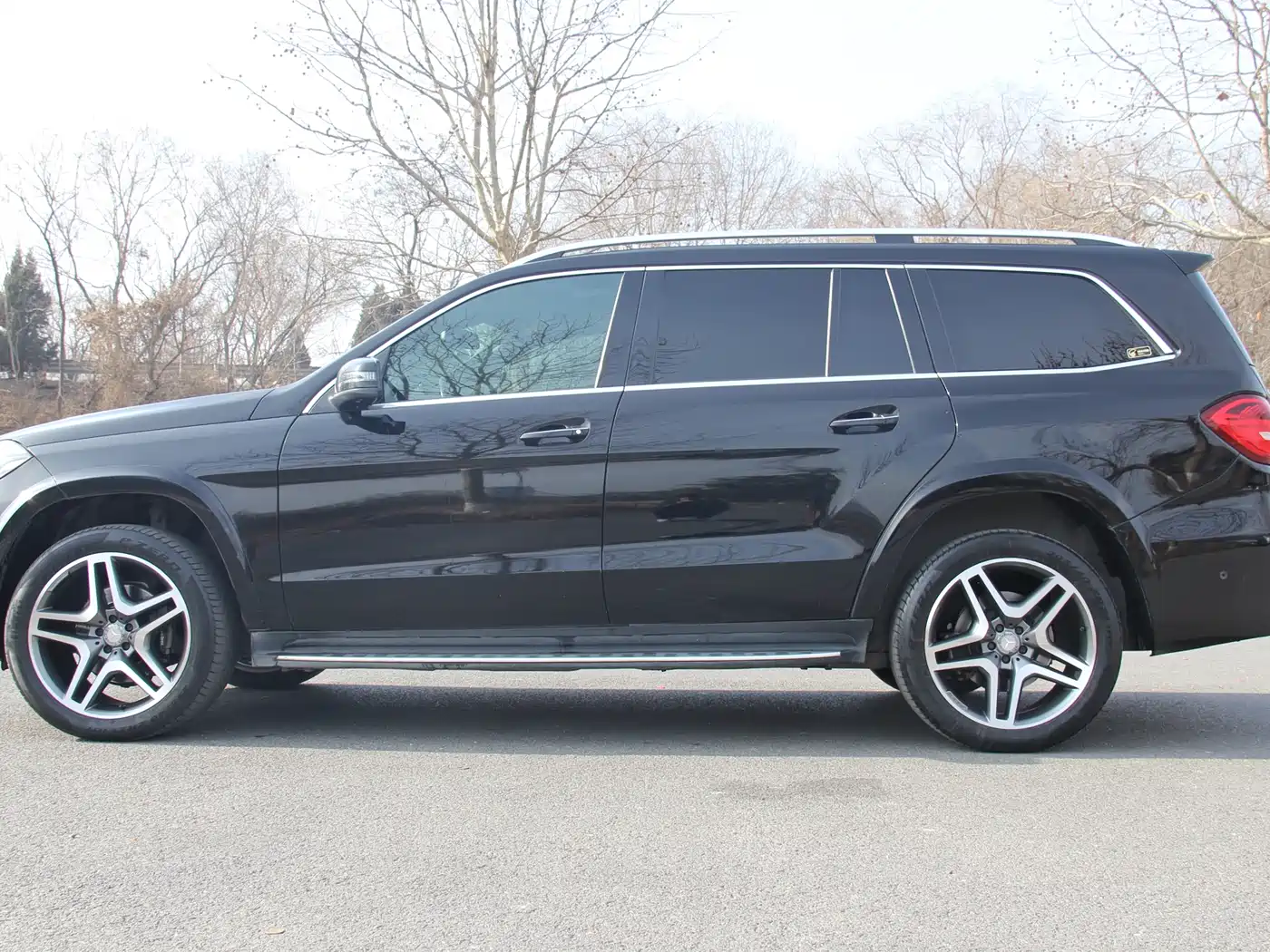 Mercedes-Benz GLS 2017 GLS 400 4MATIC Luxury фото 4