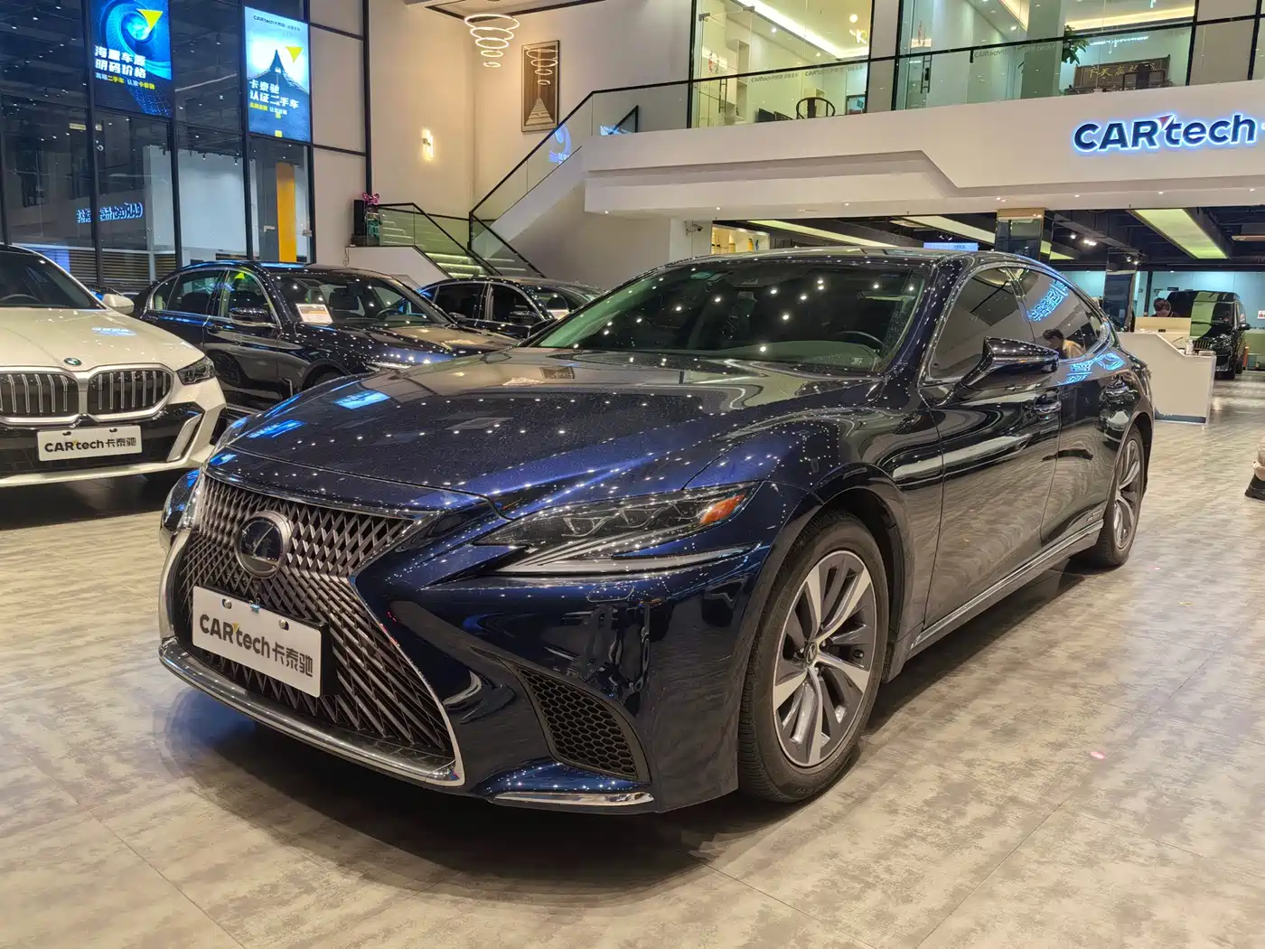 Lexus LS 2020 500h Excellence (China VI)