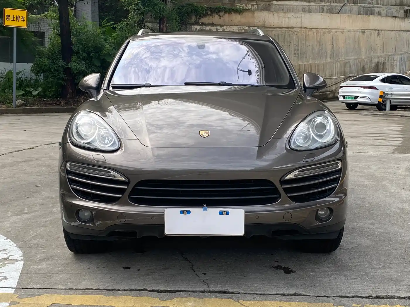 Porsche Cayenne 2011 Cayenne 3.0T фото 2