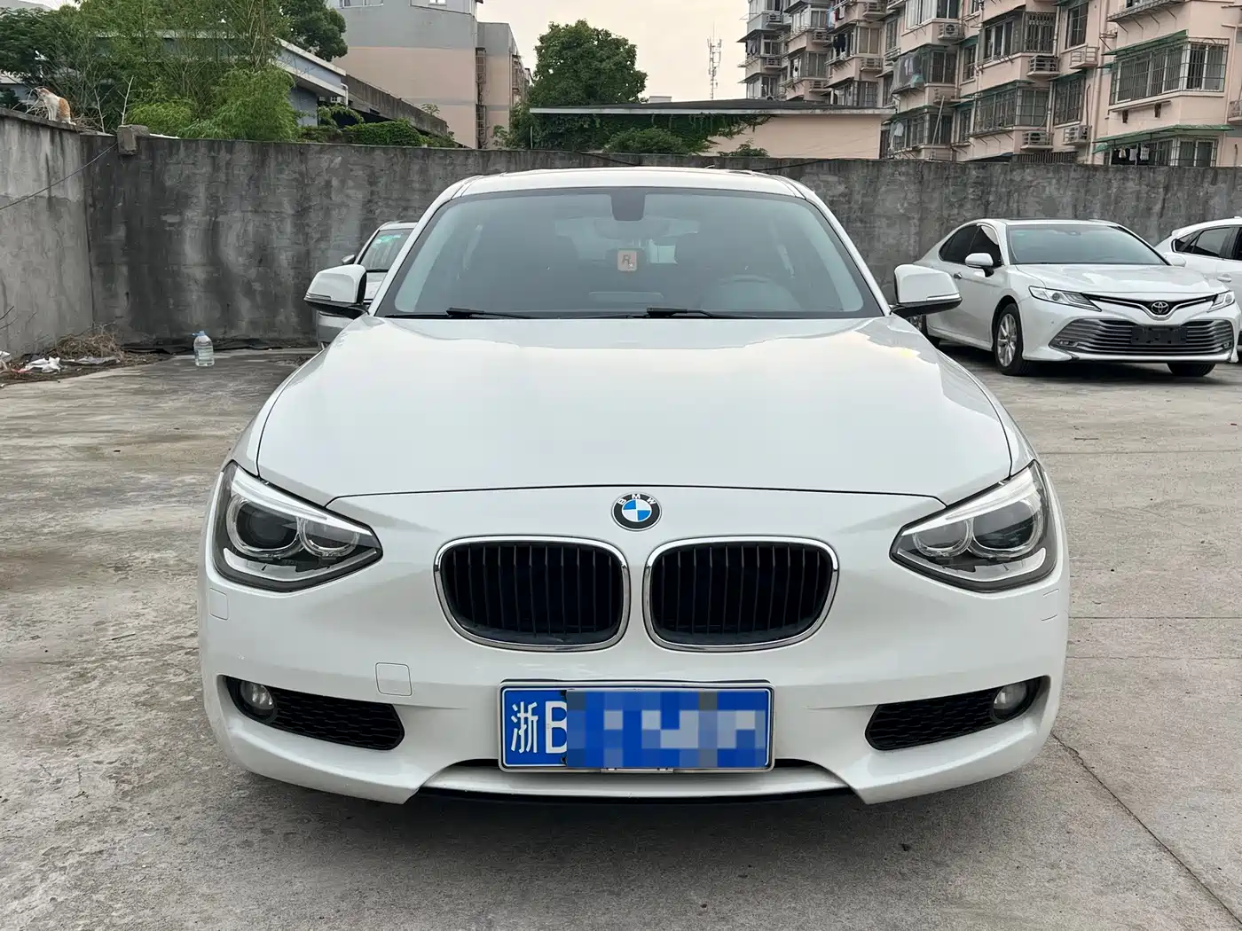 BMW 1 Series (Import) 2013 Facelift 118i Leading Model фото 2