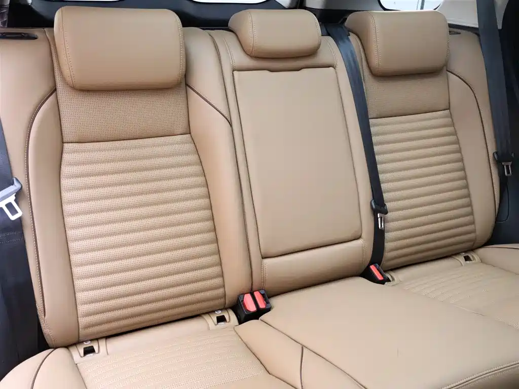Land Rover Discovery Sport 2024 Performance Technology Edition фото 22