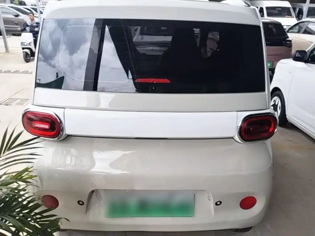 Фото 6 - Wuling Motors Hongguang MINIEV