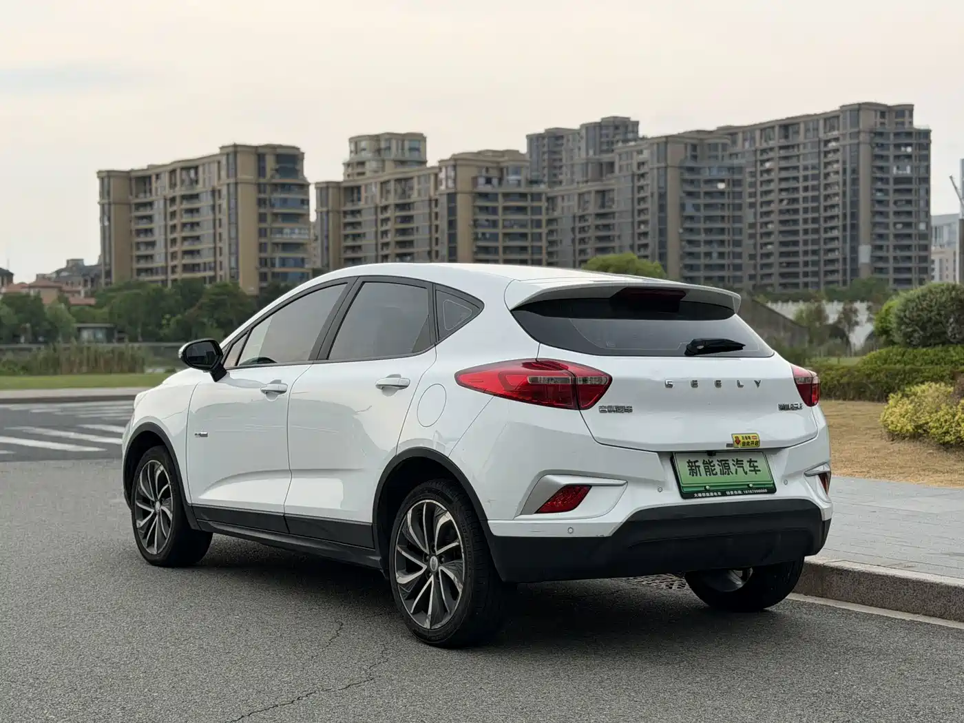 Geely Emgrand GSe 2020 2020 500 Ling Shang Edition
