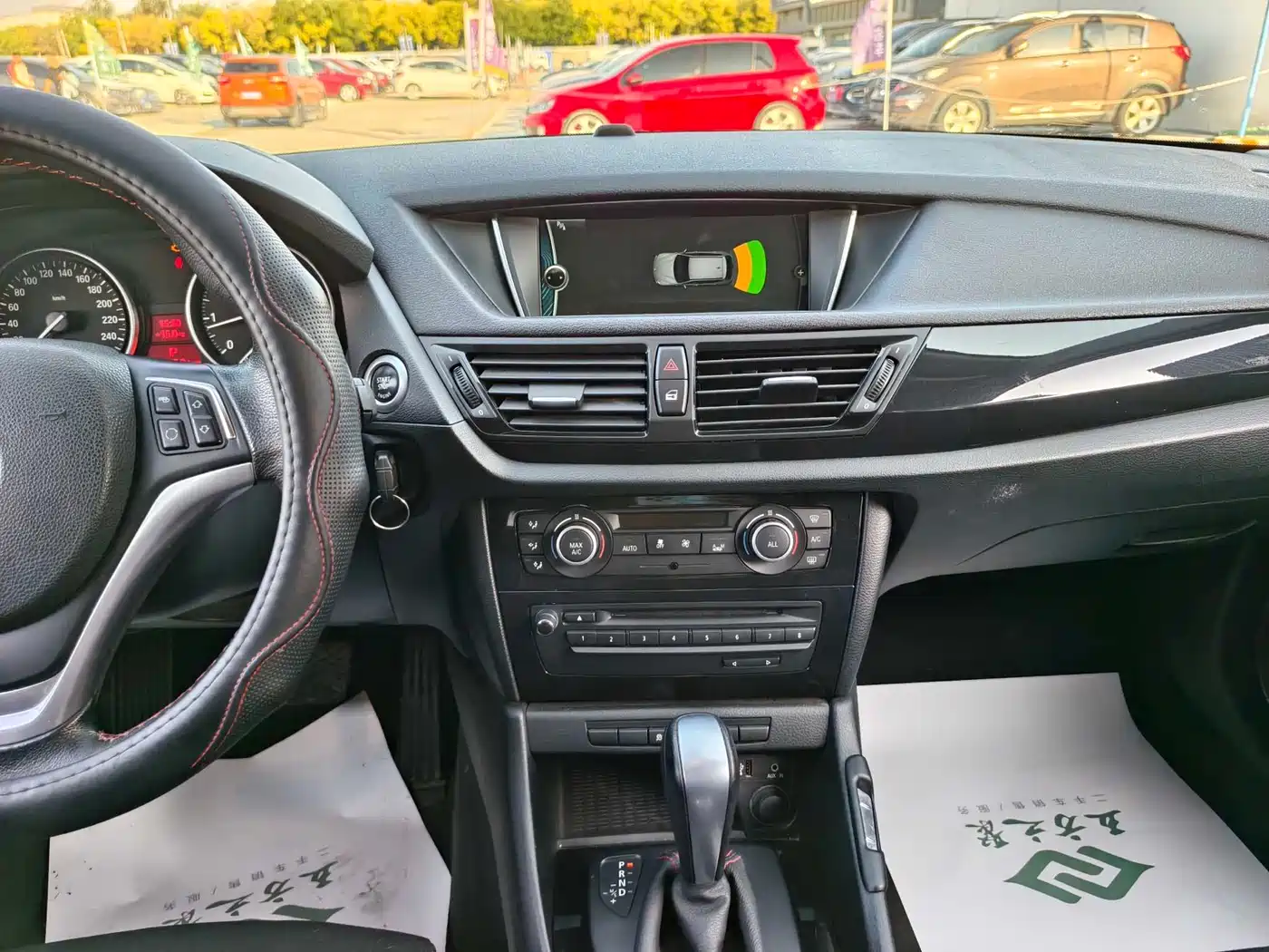 BMW X1 2013 sDrive18i Sport Design Package фото 8