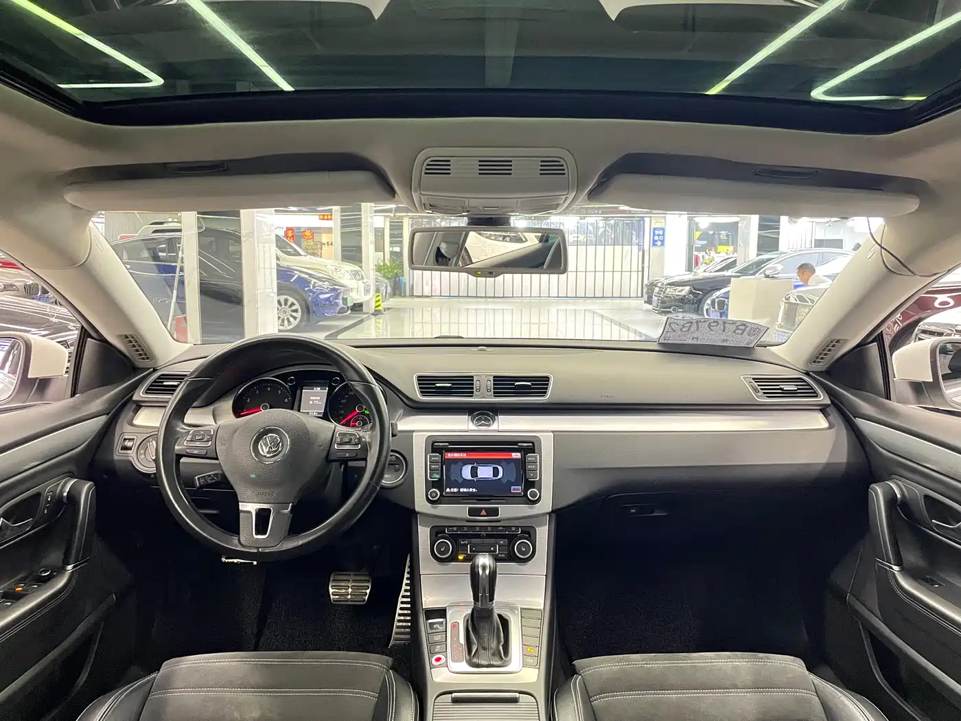 Volkswagen FAW-Volkswagen CC 2012 Model 2.0TSI Luxury фото 10
