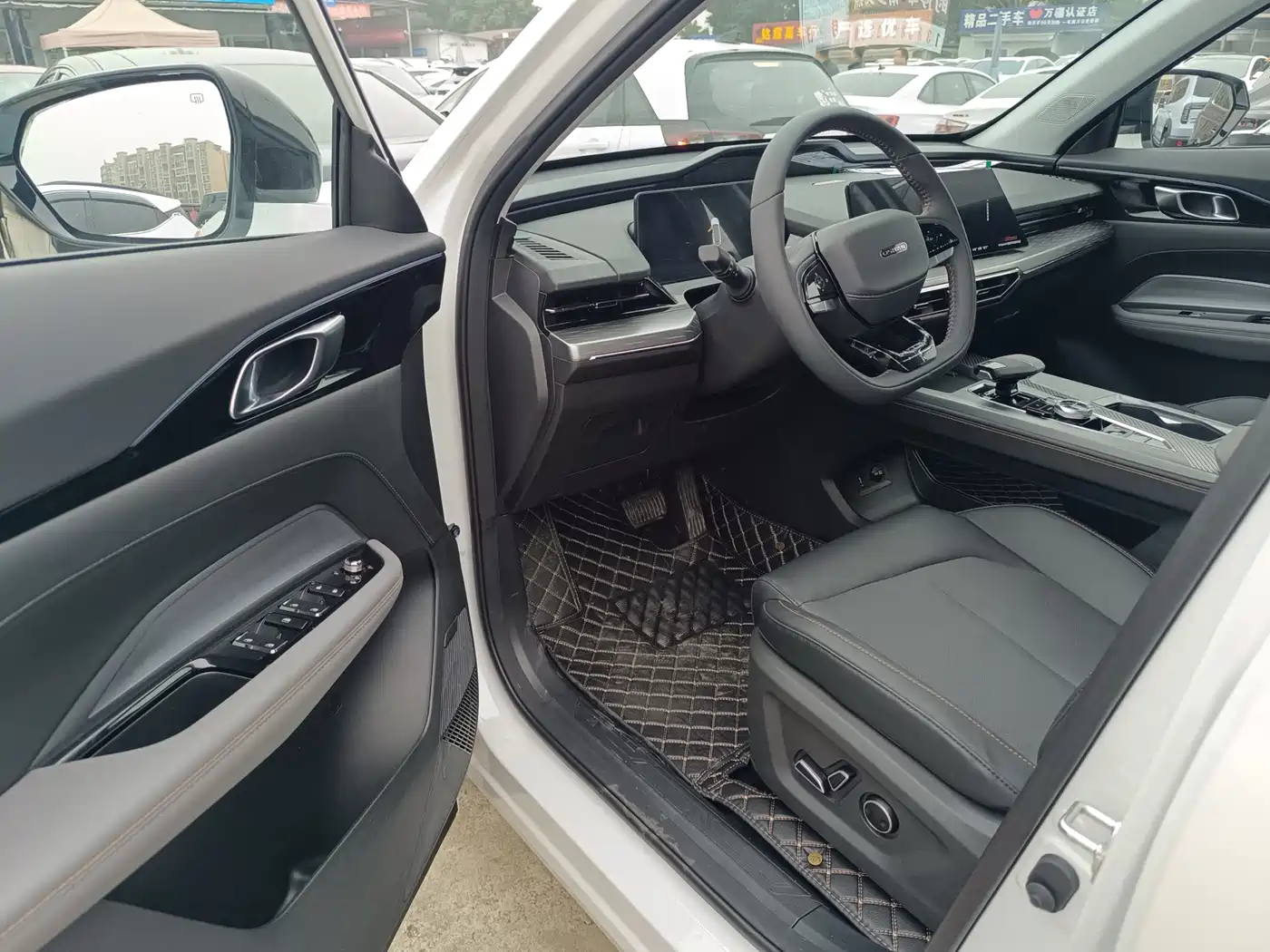 Changan Oshan Z6 2022 2022 Blue Whale 1.5T DCT Intelligent Enjoyment