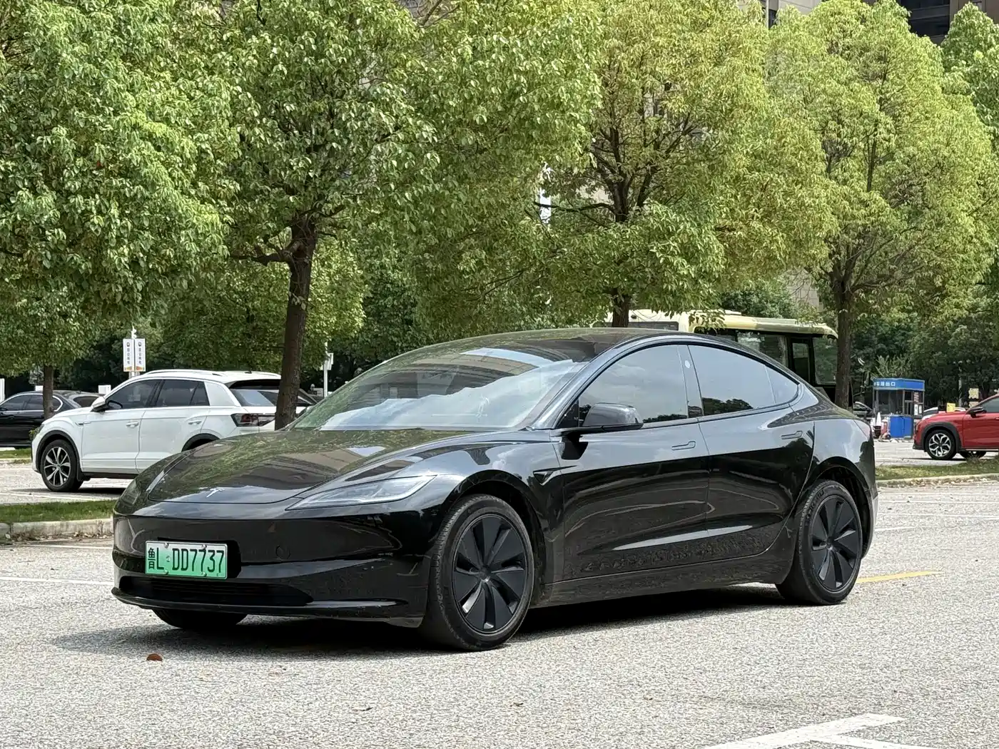 Tesla Model 3 2023