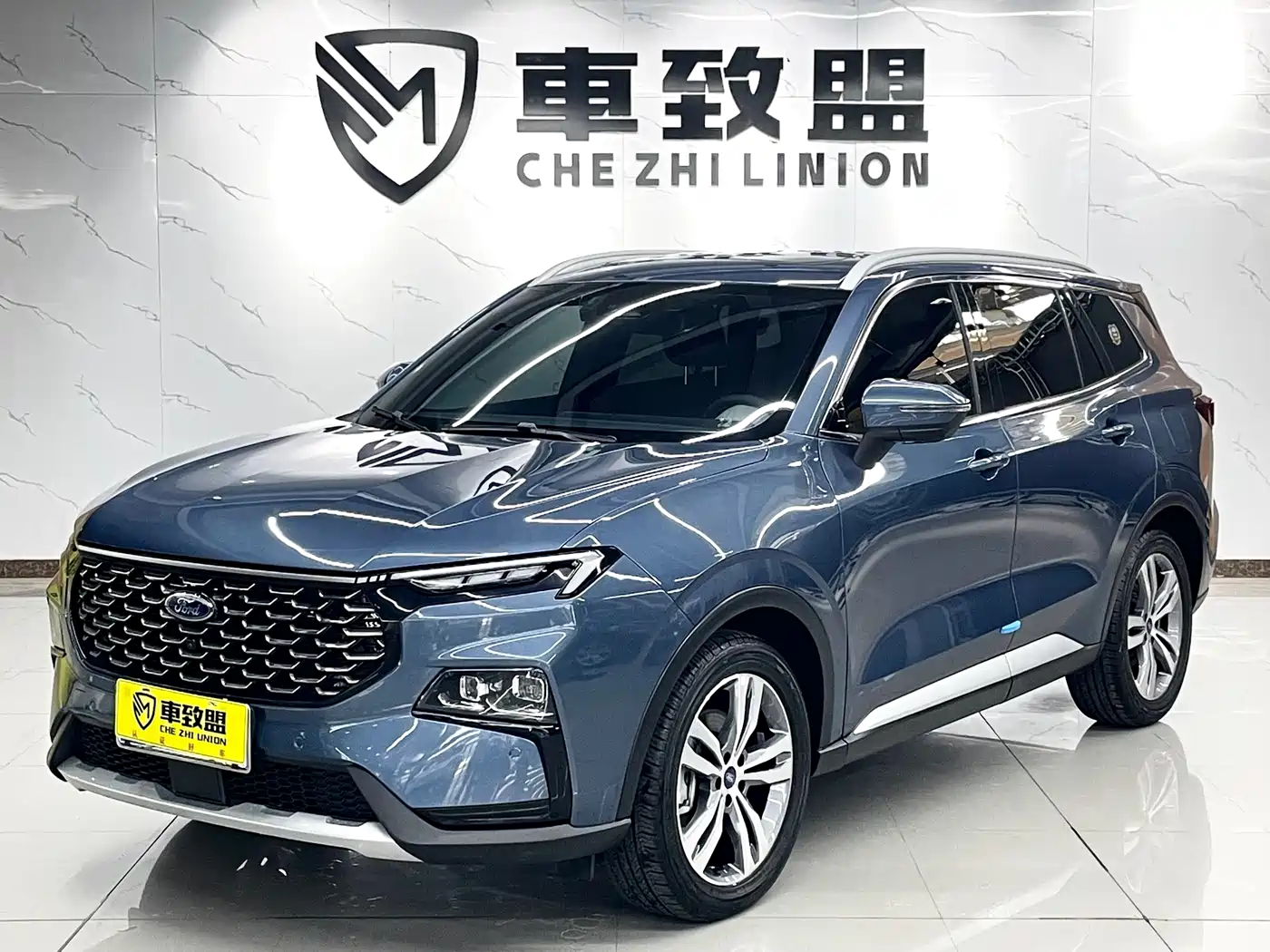 FORD LING RUI 2023