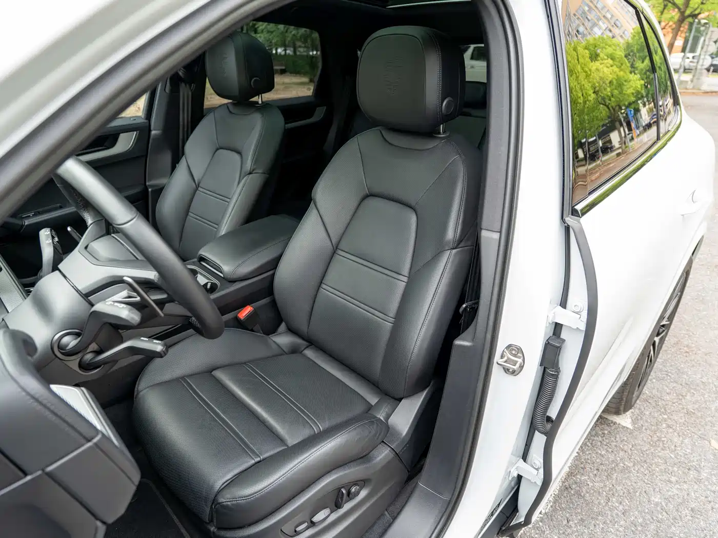 Porsche Cayenne 2025 Cayenne 3.0T Dream Chaser Edition фото 9