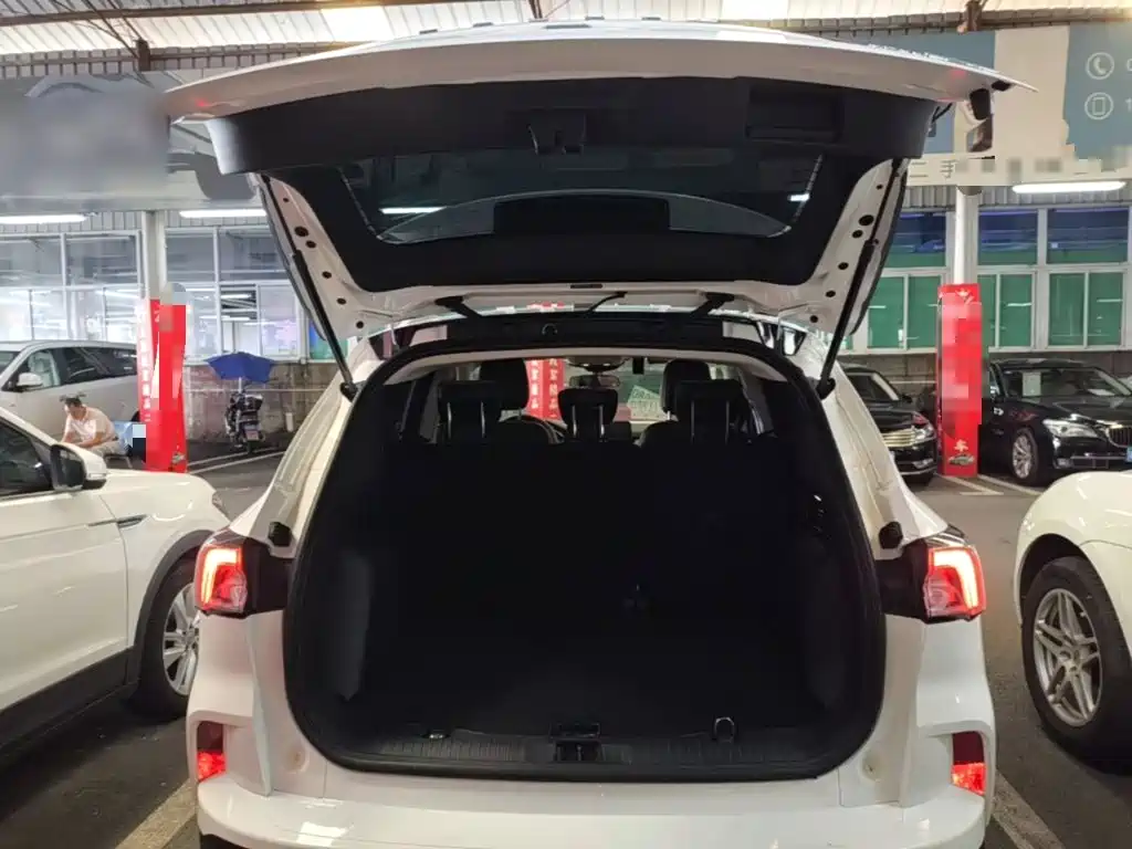 Ford Escape 2021 2020 EcoBoost 245 2WD Premium Edition