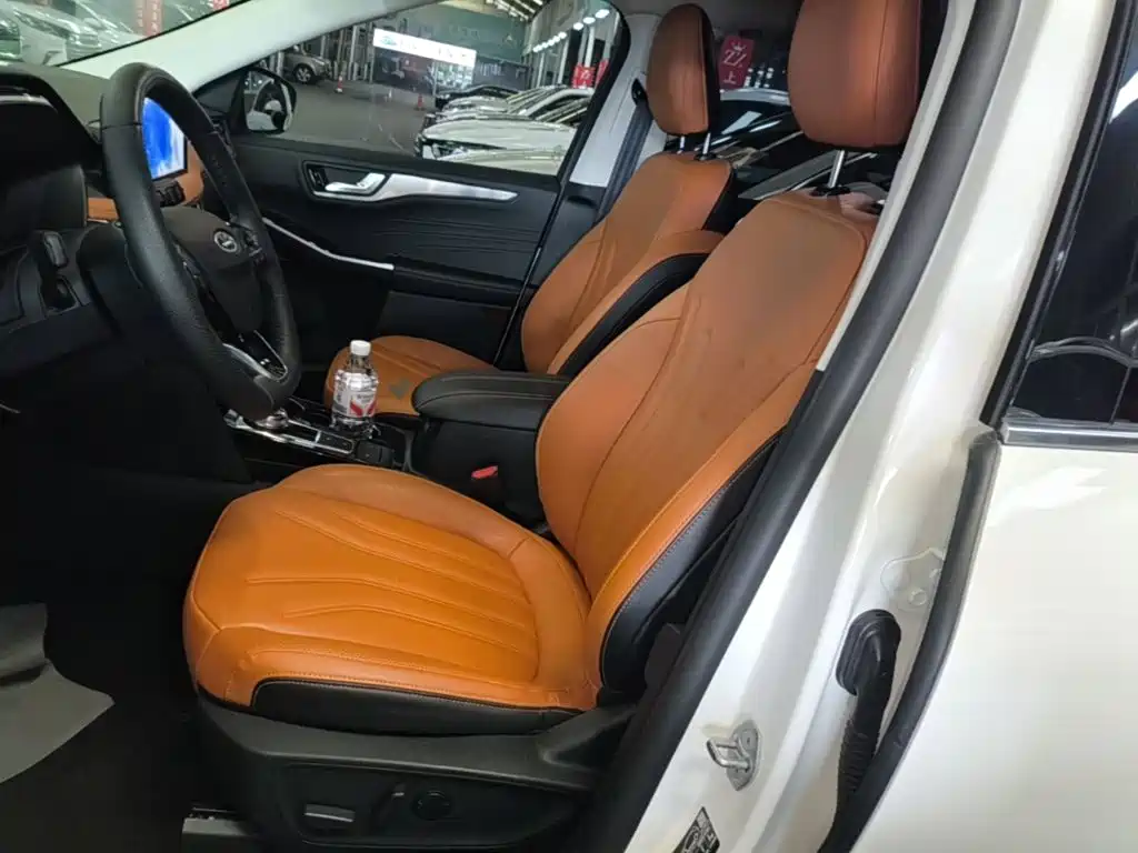 Ford Escape 2021 2020 EcoBoost 245 2WD Premium Edition