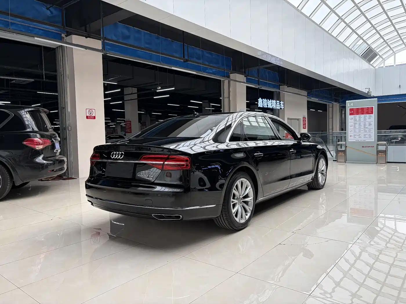 Audi A8 2014 A8L 45 TFSI quattro Luxury фото 9