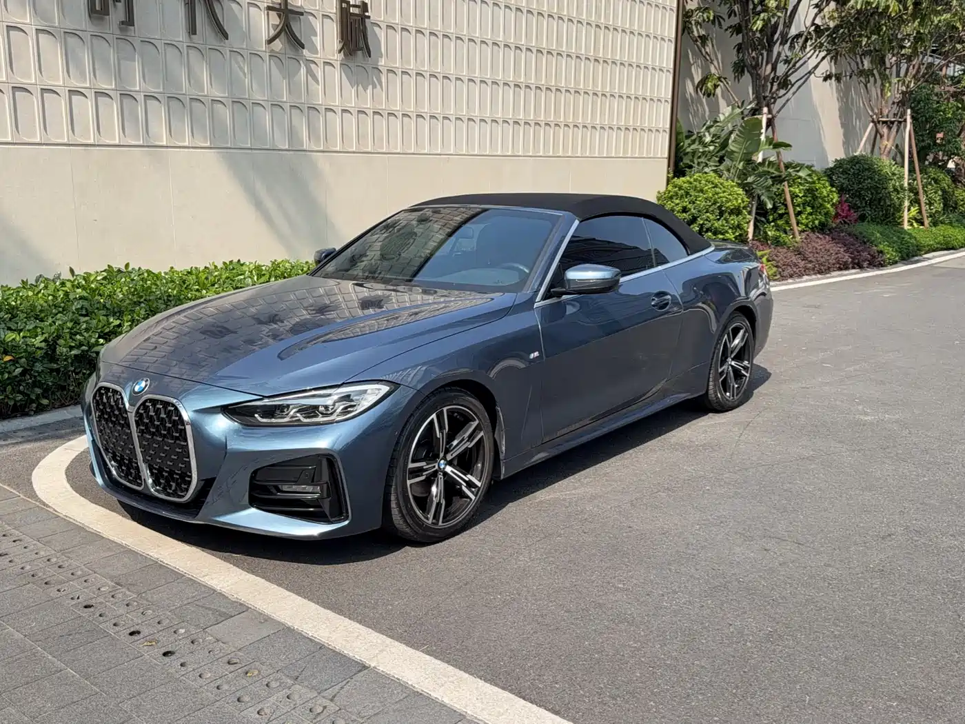 BMW 4 Series 2022 425i Convertible M Sport Package фото 5