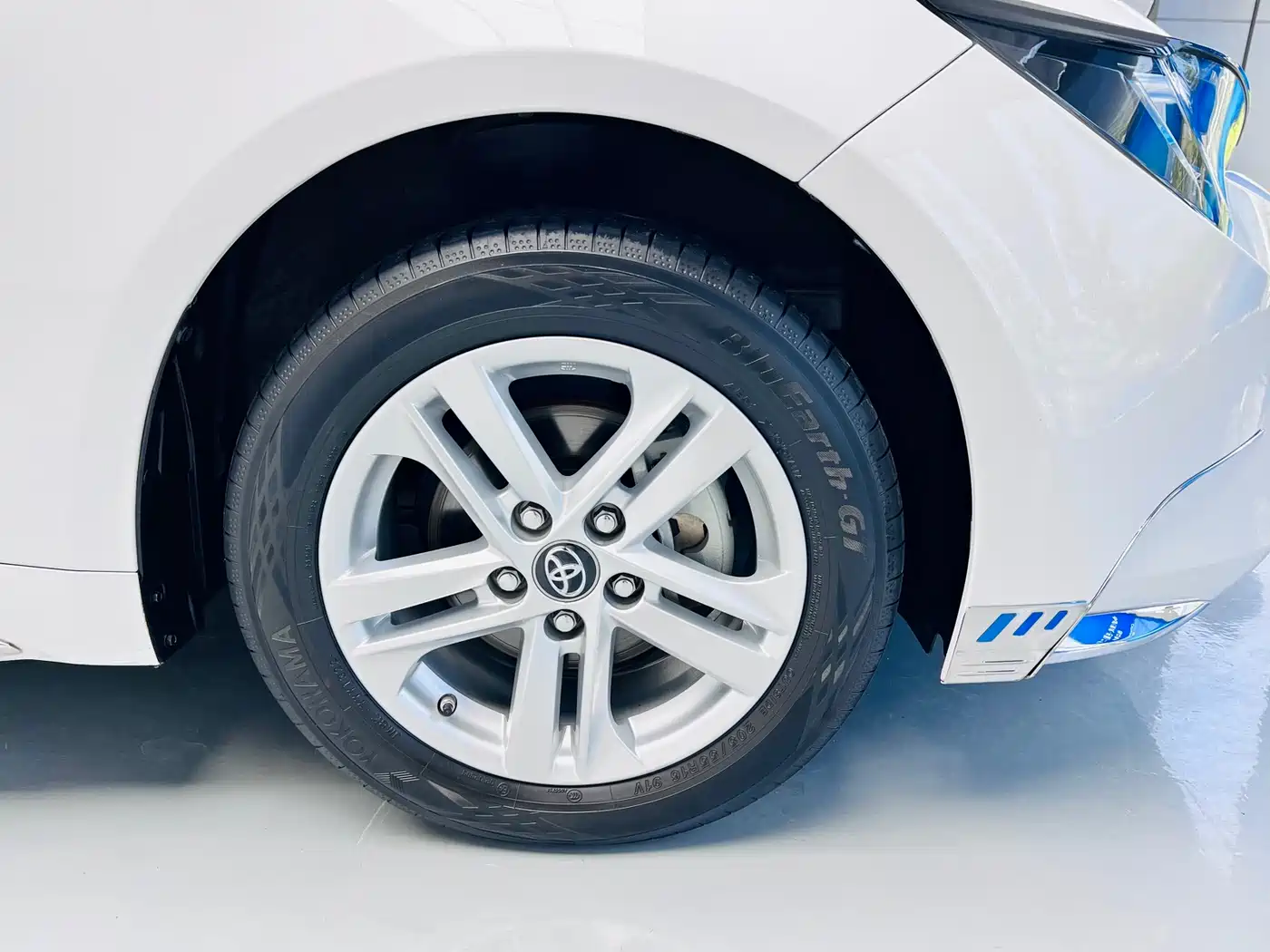 Toyota Levin 2022 185T CVT Luxury Edition фото 4