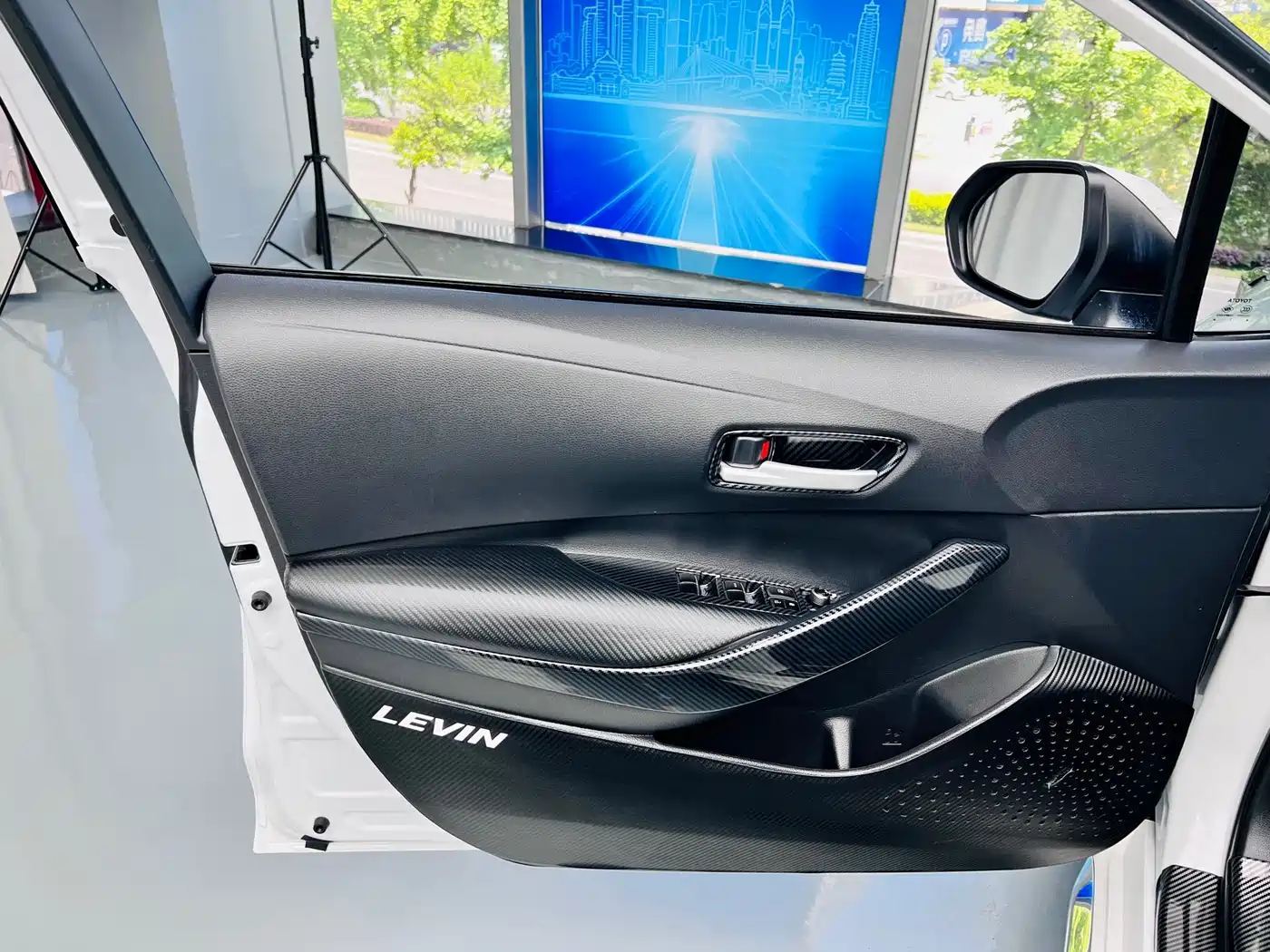 Toyota Levin 2022 185T CVT Luxury Edition фото 12