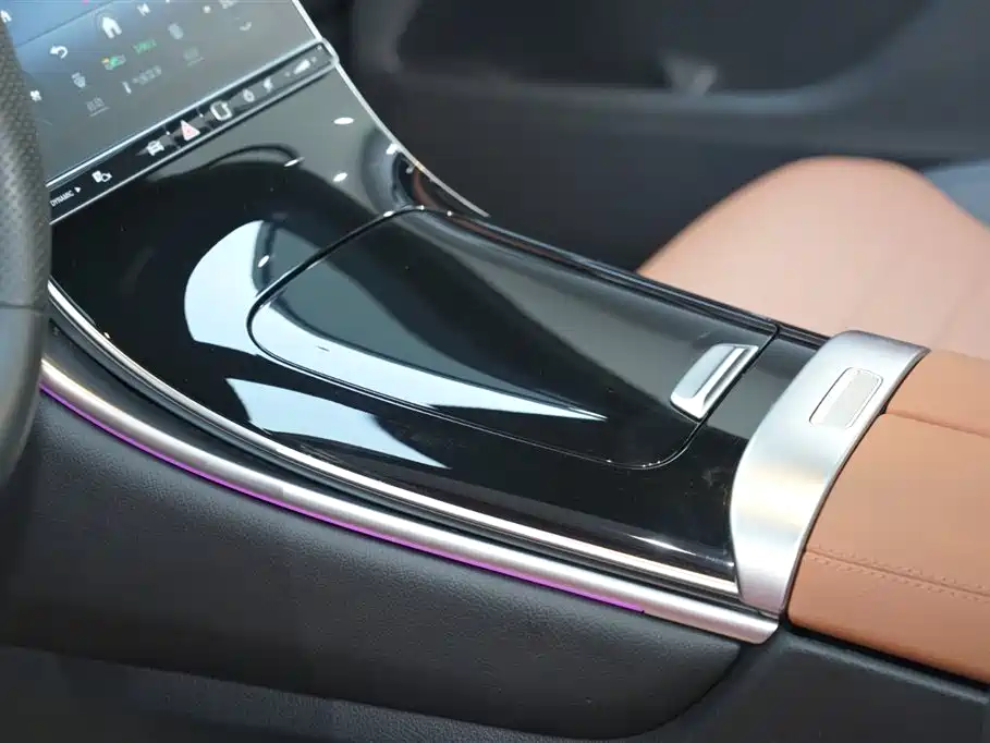 Mercedes-Benz GLC 2024 GLC 300 L 4MATIC Dynamic 7-seater фото 13