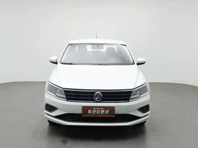 Volkswagen Jetta 2017 1.5L Automatic Fashion — фото 3