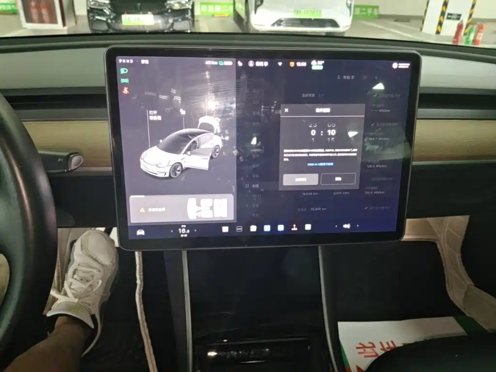 Tesla Model 3 (Import) 2019 2019 Long Range RWD Version