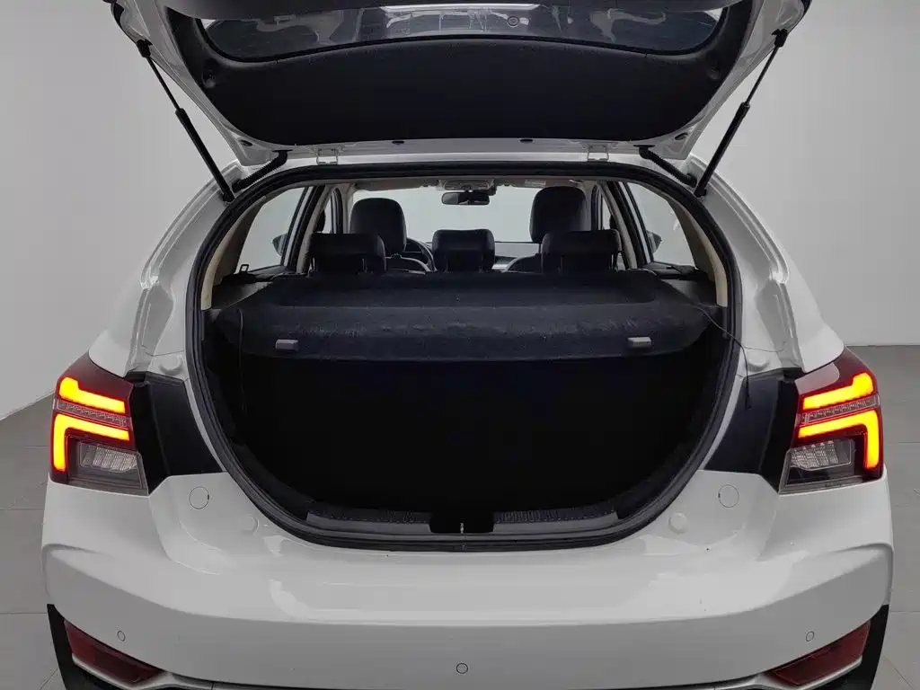 Geely Vision S1 2018 2018 1.4T CVT Sharp Enjoy