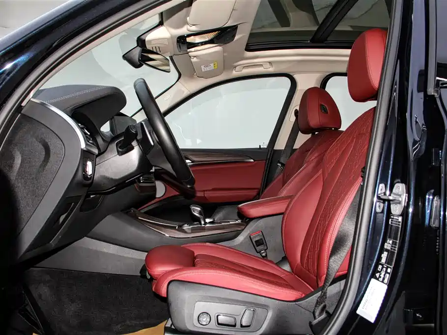 BMW X3 2023 Facelift xDrive30i Leading M Night Package фото 24