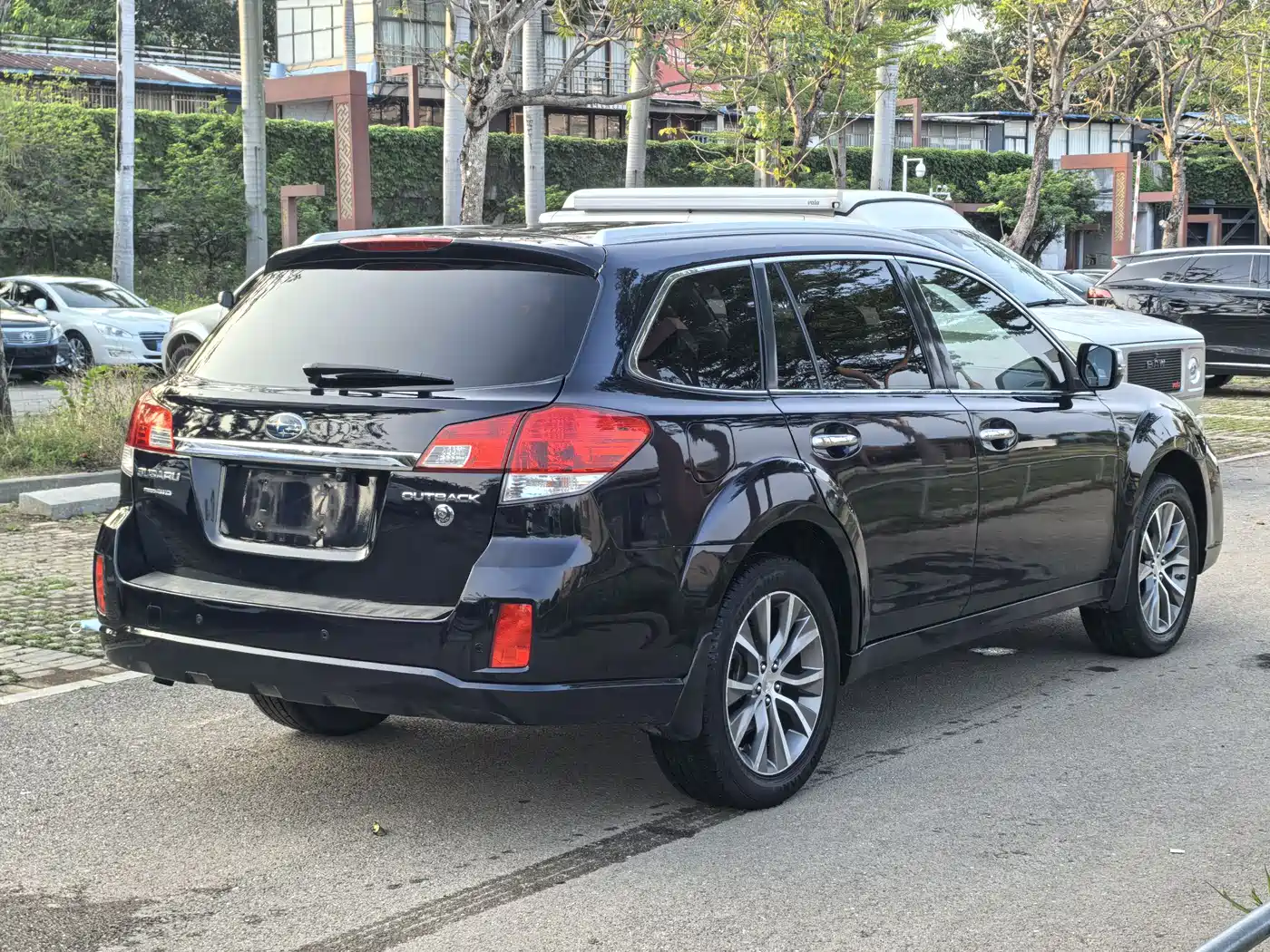 Subaru Outback 2014 2.5i Elegance Sport Edition фото 5